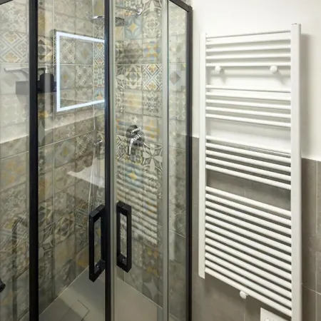 Apartment Likeyourhome Vercelli